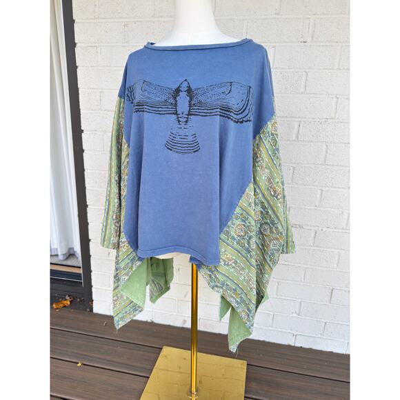 Blue Velvet L/XL Blue Bird Graphic Tee w/ Kantha Patchwork Poncho Sleeves - Picture 5 of 10